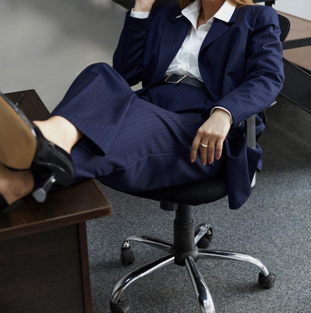 Chic Business Professional Outfits for Women